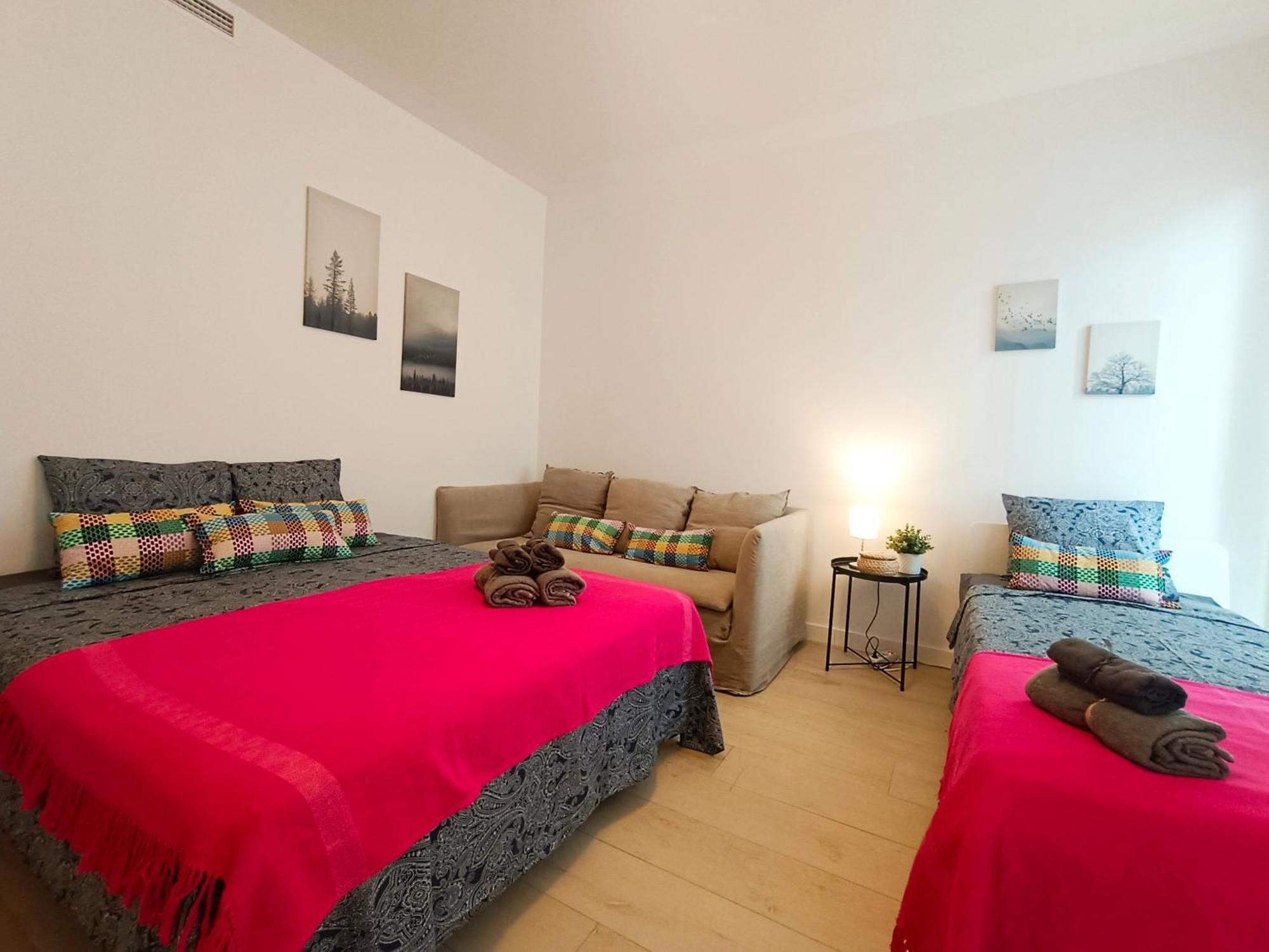 Oasis Rooms Barcelona - By Ronda Universidad Екстер'єр фото